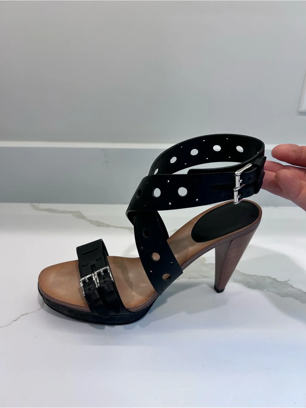 Tod’s Black Sasha Gomma Sandalo Forature Platform Heels